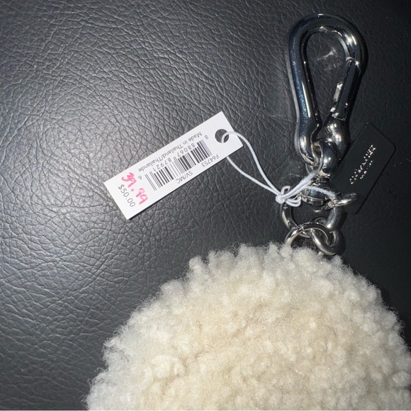 Coach Penguin Keychain Shearling with Silver Hardware Cream and Black NWT - Picture 4 of 4